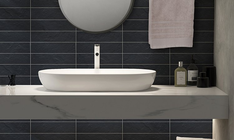 veneto-negro-mate-750-amb-nuevo.jpg CERAMICA VENETO NEGRO MATE 7,6 X 30,7 - Imagen 1